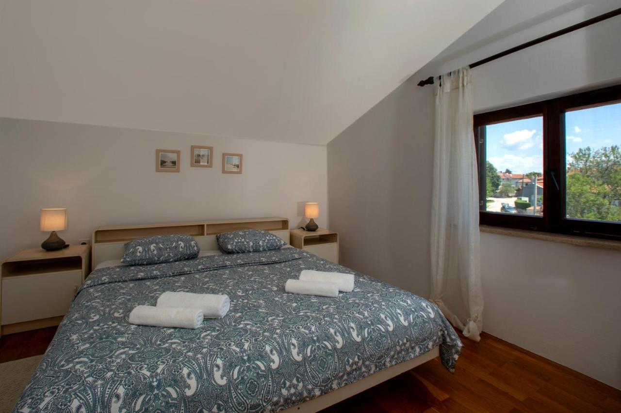 App Fiorela Porec Bagian luar foto